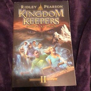 Kingdom Keepers - Disney at Dawn - Book 2